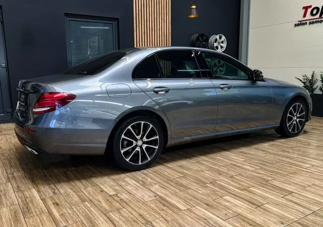 MERCEDES-BENZ Klasa E 220 d Business Edition 9G-TRONIC