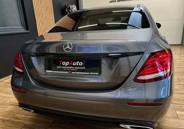 MERCEDES-BENZ Klasa E 220 d Business Edition 9G-TRONIC
