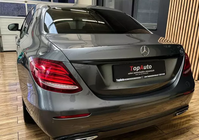 MERCEDES-BENZ Klasa E 220 d Business Edition 9G-TRONIC