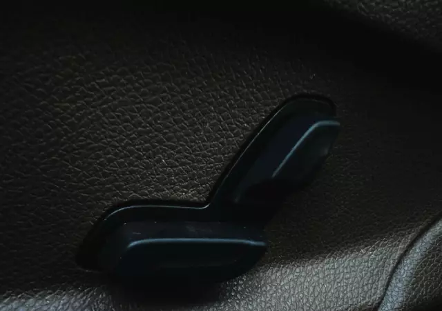 MERCEDES-BENZ Klasa E 220 d Business Edition 9G-TRONIC