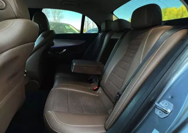 MERCEDES-BENZ Klasa E 220 d Business Edition 9G-TRONIC