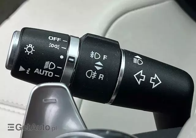 LAND ROVER Range Rover Velar 3.0 SD6 R-Dynamic HSE