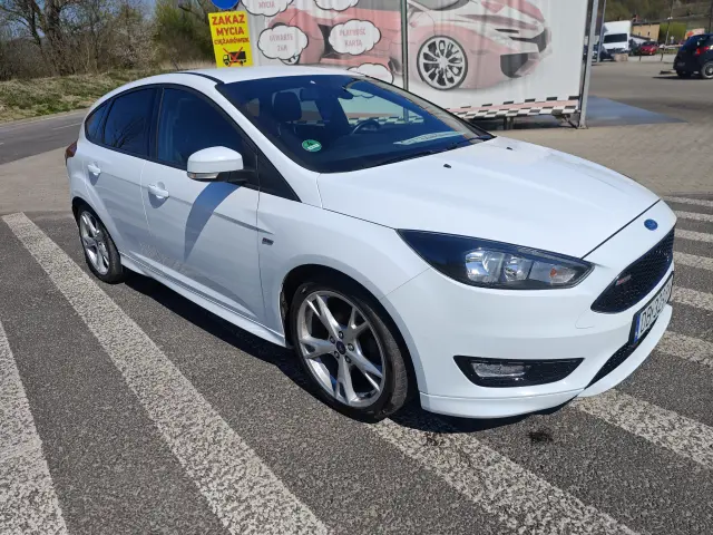 FORD Focus ST-Line