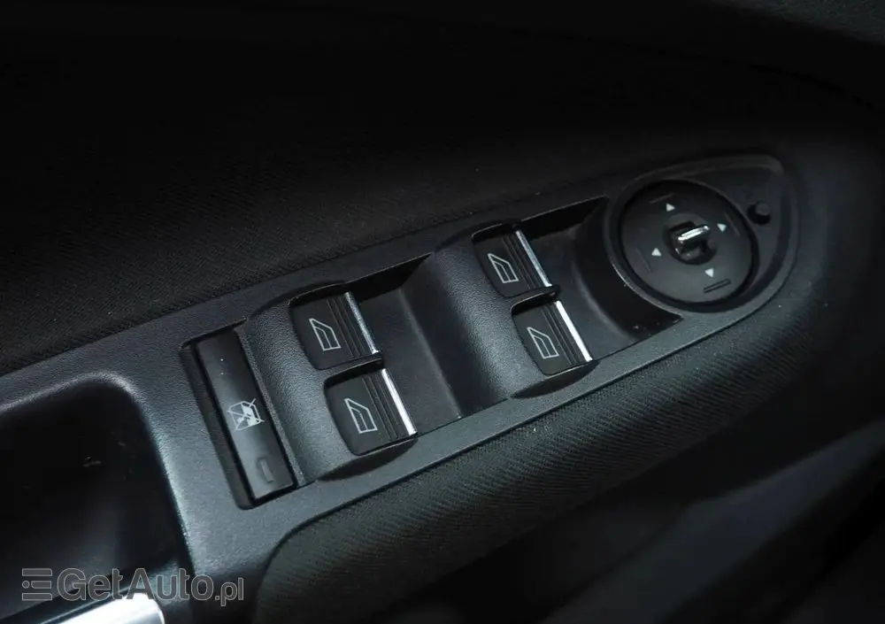 FORD C-MAX 1.6 TDCi Start-Stop-System Champions Edition