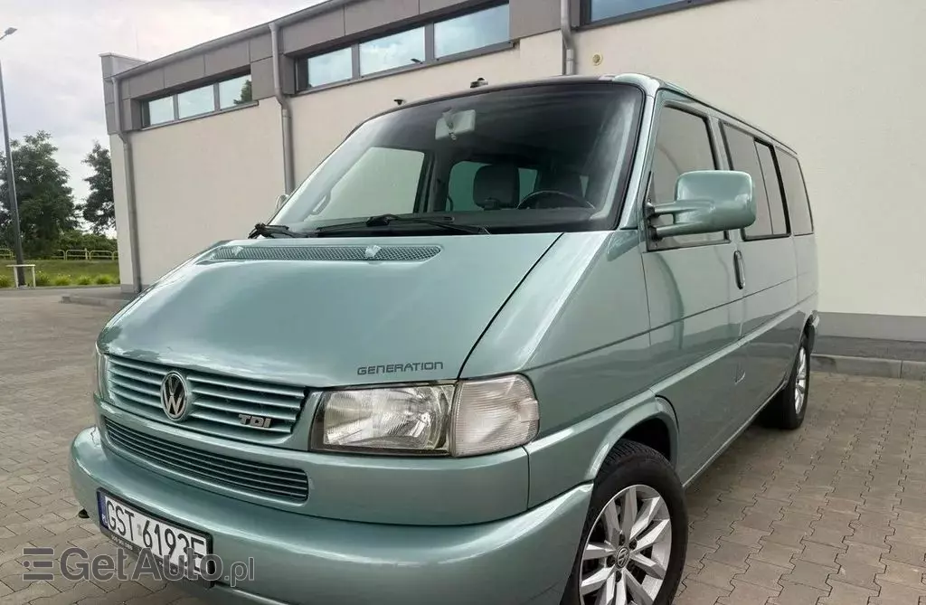 VOLKSWAGEN Multivan 