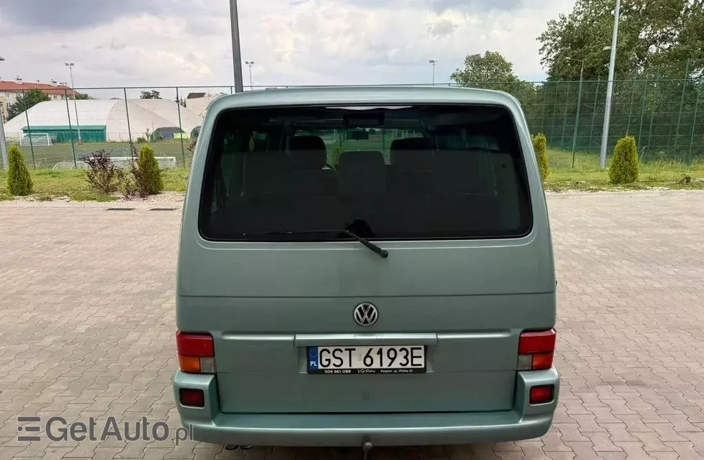 VOLKSWAGEN Multivan 