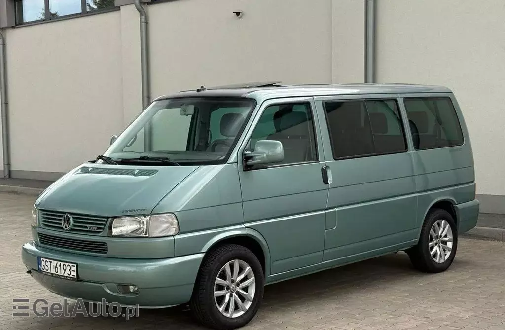 VOLKSWAGEN Multivan 
