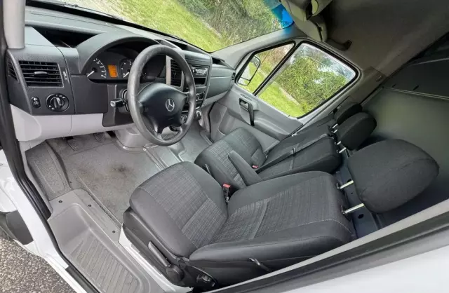 MERCEDES-BENZ Sprinter 