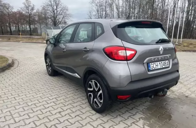 RENAULT Captur 