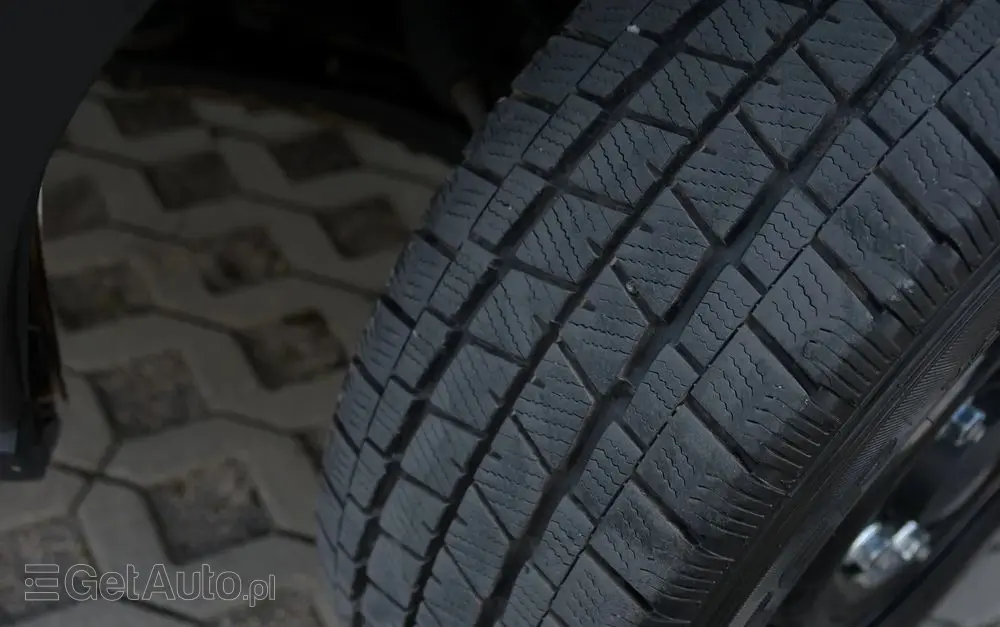 FORD TRANSIT 2.0 TDCi / Salon PL / L2H2 ŚREDNI BLASZAK / SUPER STAN! 