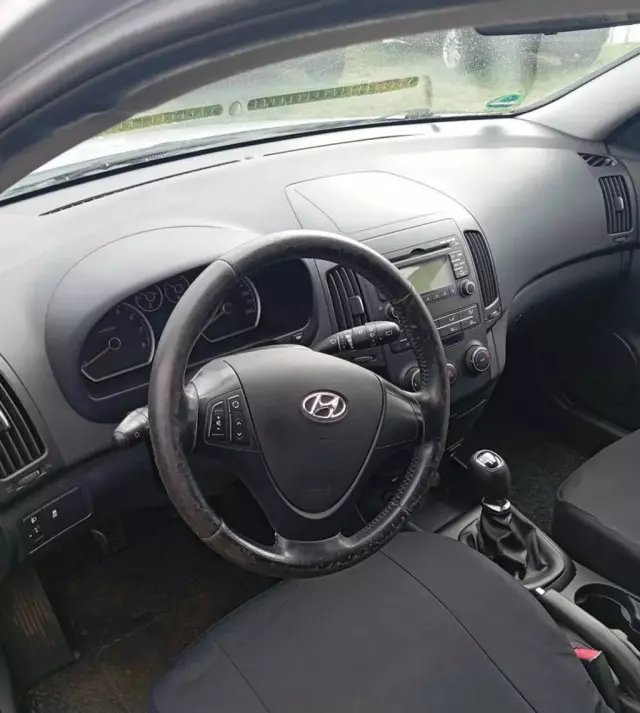 HYUNDAI I30 