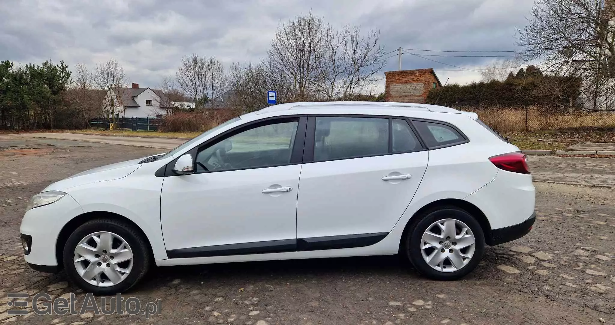 RENAULT Megane 1.6 16V 110 TomTom Edition