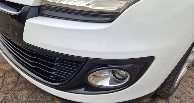 RENAULT Megane 1.6 16V 110 TomTom Edition