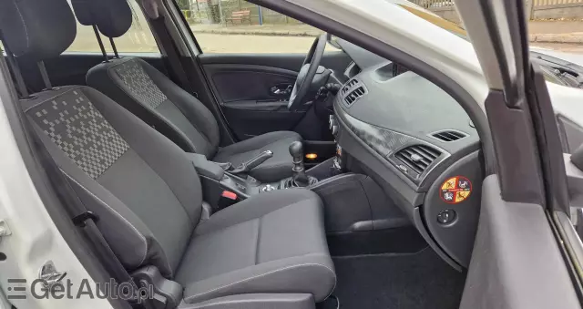 RENAULT Megane 1.6 16V 110 TomTom Edition