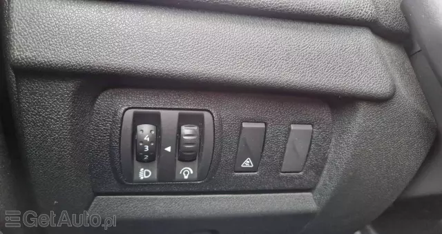 RENAULT Megane 1.6 16V 110 TomTom Edition