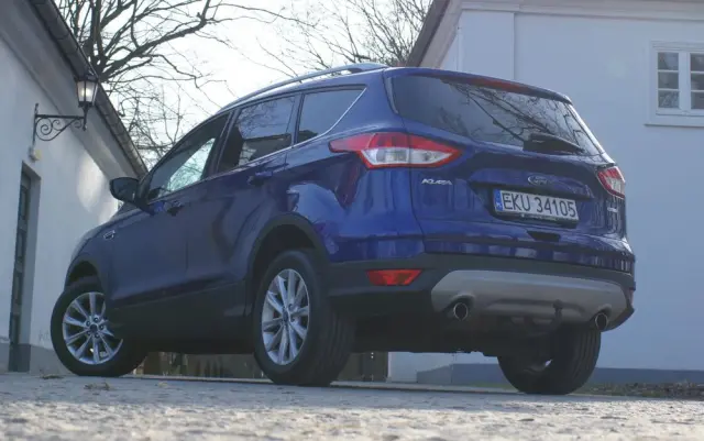 FORD Kuga 