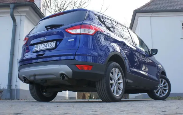FORD Kuga 