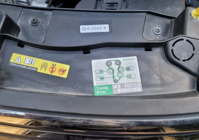 CITROËN C3 1.2 PureTech Shine EAT6