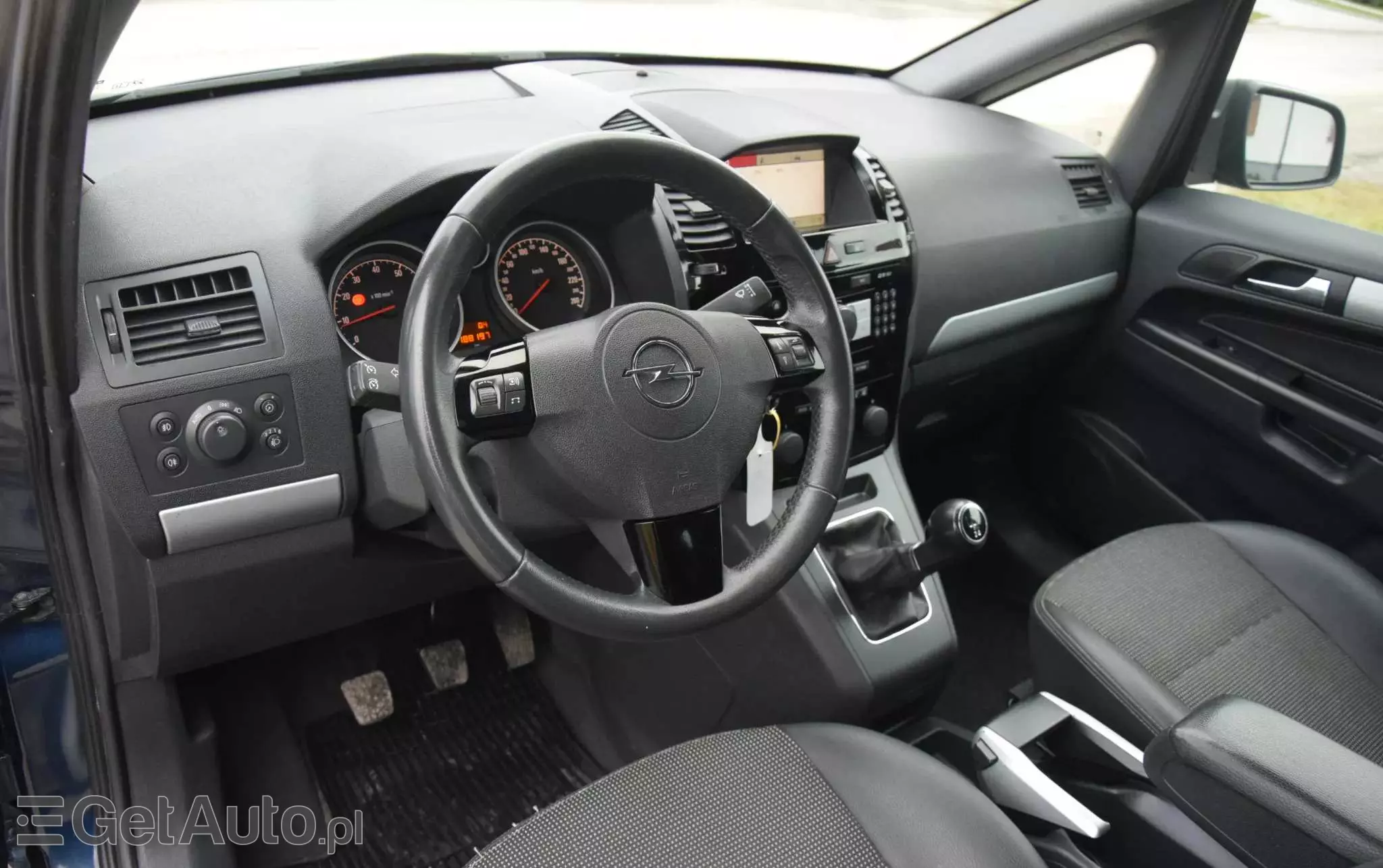 OPEL Zafira 1.8 Innovation