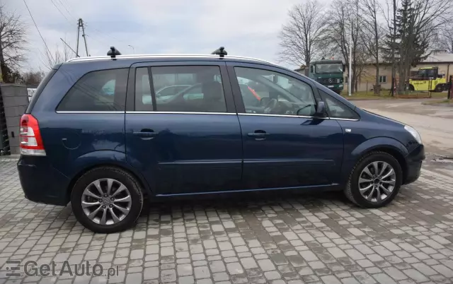 OPEL Zafira 1.8 Innovation