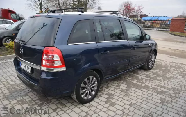 OPEL Zafira 1.8 Innovation