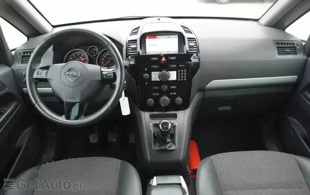 OPEL Zafira 1.8 Innovation
