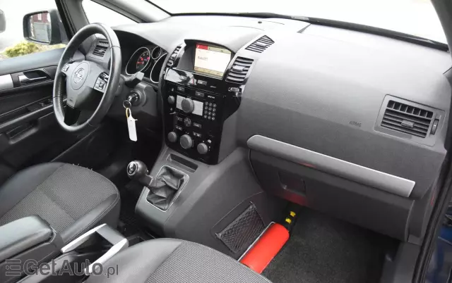 OPEL Zafira 1.8 Innovation