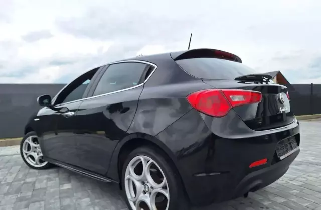 ALFA ROMEO Giulietta 