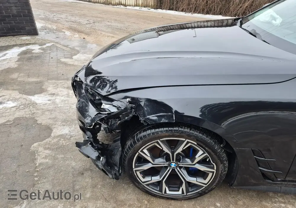 BMW Seria 4 M440i xDrive mHEV sport