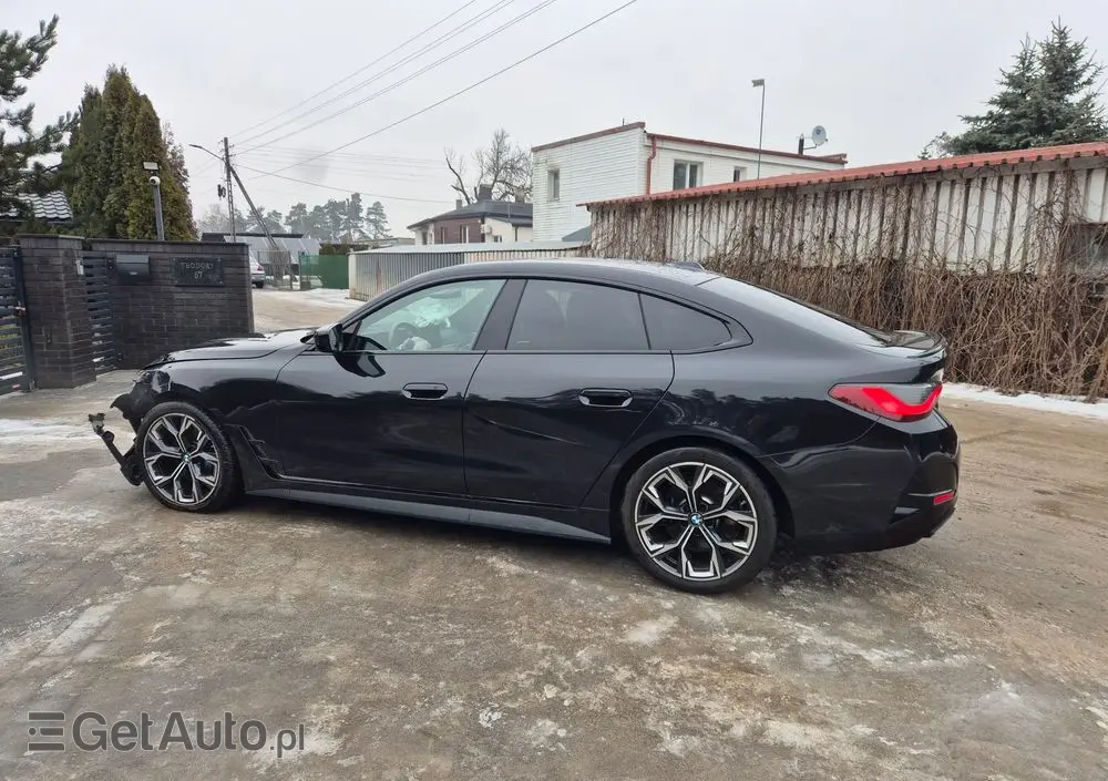 BMW Seria 4 M440i xDrive mHEV sport