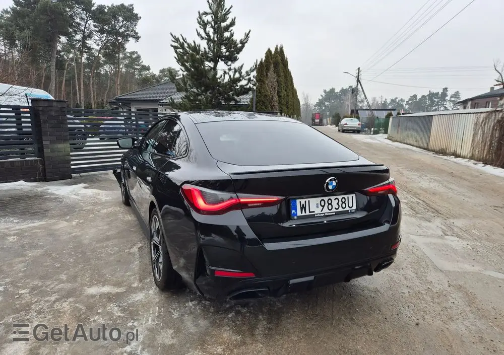 BMW Seria 4 M440i xDrive mHEV sport