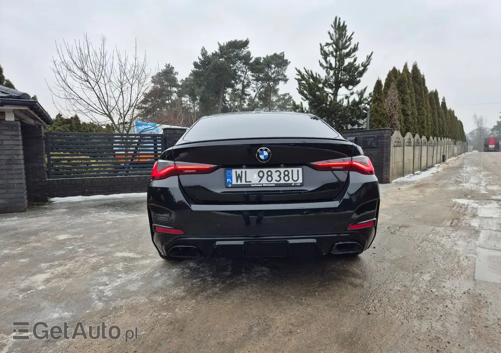BMW Seria 4 M440i xDrive mHEV sport