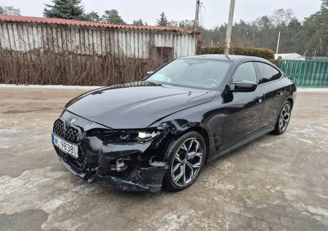 BMW Seria 4 M440i xDrive mHEV sport