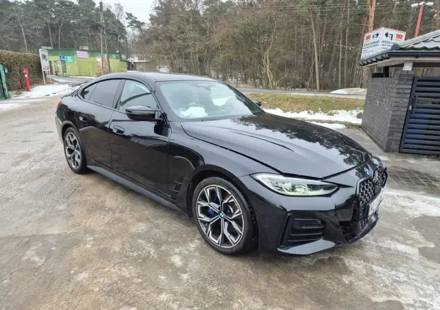 BMW Seria 4 M440i xDrive mHEV sport