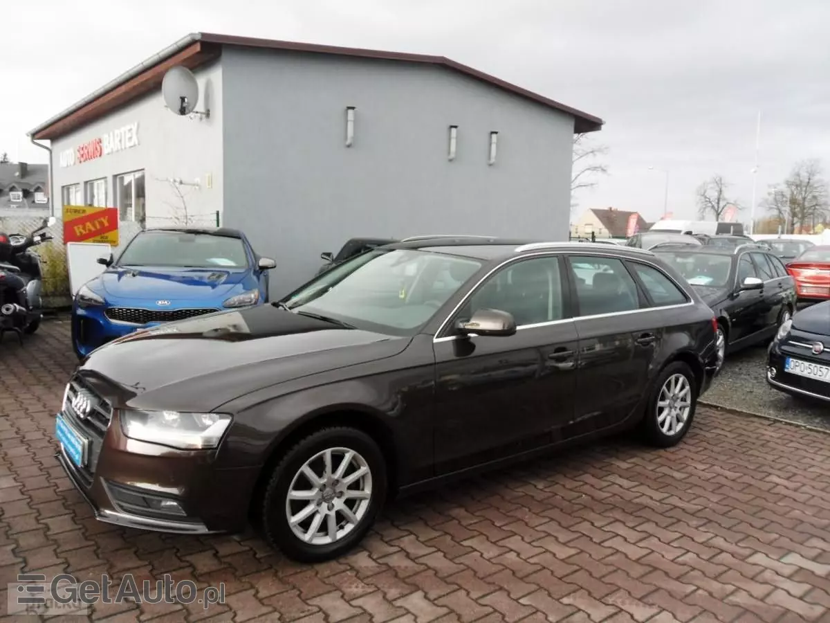 AUDI A4 