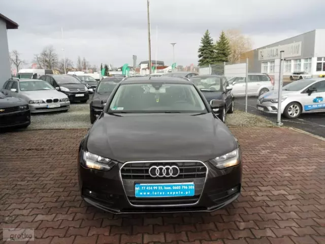 AUDI A4 