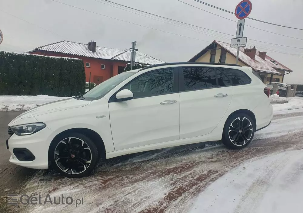 FIAT Tipo Kombi 1.4 T-Jet Lounge