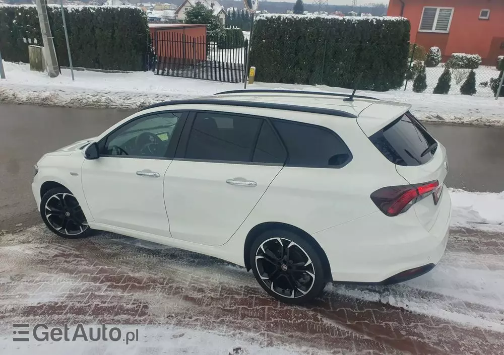 FIAT Tipo Kombi 1.4 T-Jet Lounge