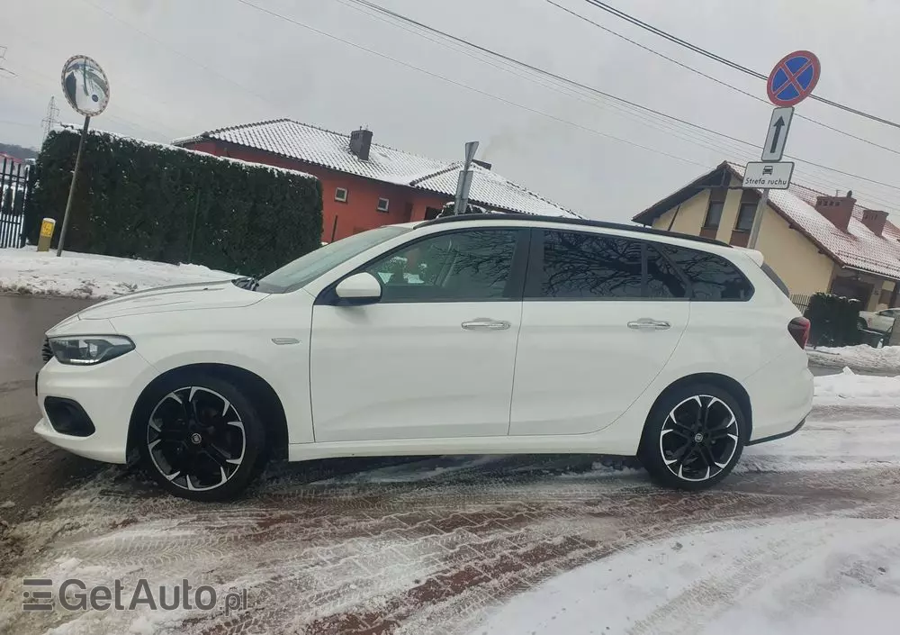 FIAT Tipo Kombi 1.4 T-Jet Lounge