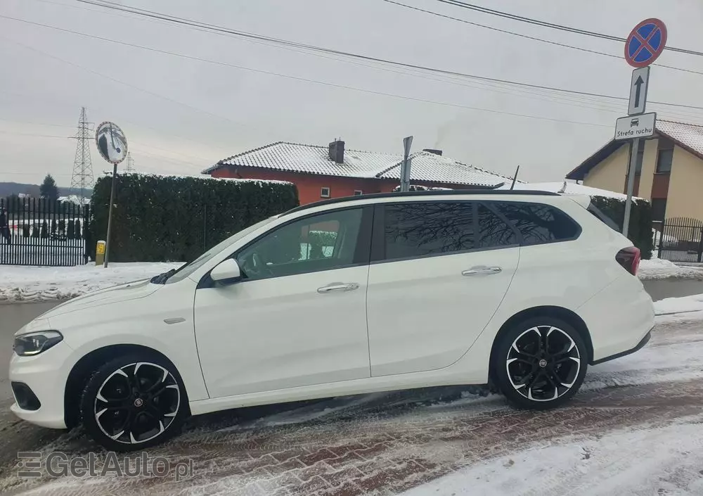 FIAT Tipo Kombi 1.4 T-Jet Lounge