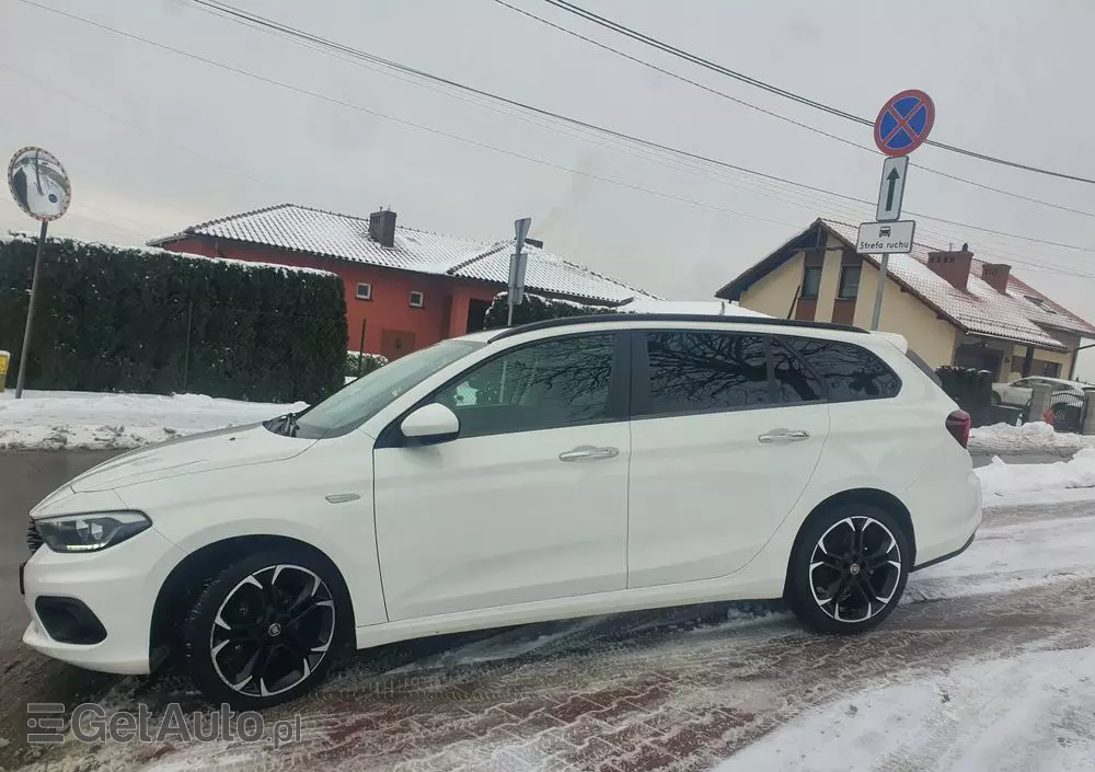 FIAT Tipo Kombi 1.4 T-Jet Lounge