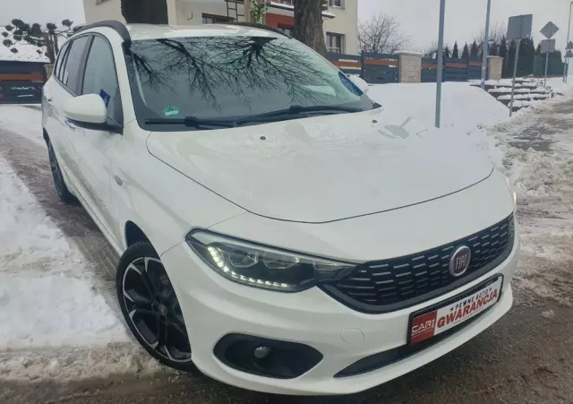 FIAT Tipo Kombi 1.4 T-Jet Lounge