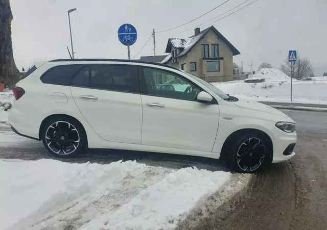 FIAT Tipo Kombi 1.4 T-Jet Lounge