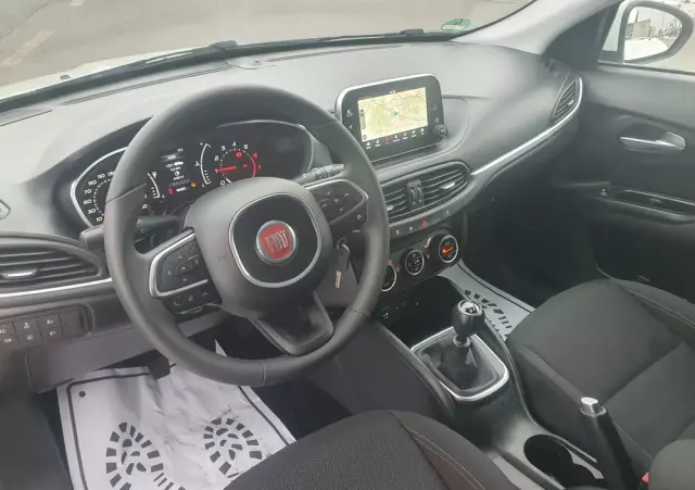 FIAT Tipo Kombi 1.4 T-Jet Lounge
