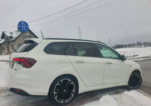 FIAT Tipo Kombi 1.4 T-Jet Lounge