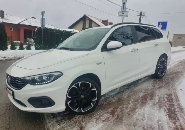 FIAT Tipo Kombi 1.4 T-Jet Lounge