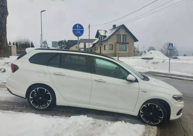 FIAT Tipo Kombi 1.4 T-Jet Lounge