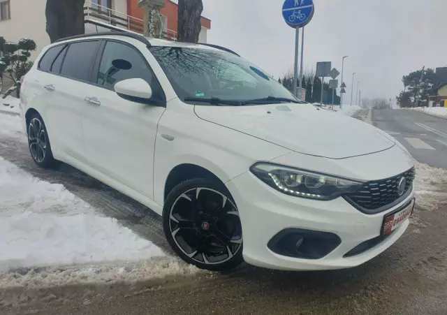 FIAT Tipo Kombi 1.4 T-Jet Lounge