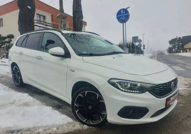 FIAT Tipo Kombi 1.4 T-Jet Lounge