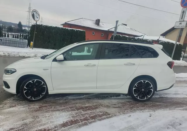 FIAT Tipo Kombi 1.4 T-Jet Lounge